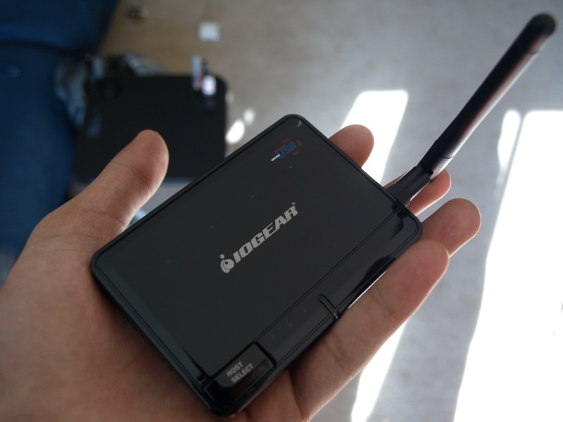 Illustration for article titled IOGear Wireless USB Hub Reviewed (Verdict: Pointless Use Of Good Technology)